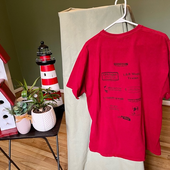 Hesston Steam Museum exclusive red tee - Picture 4 of 5